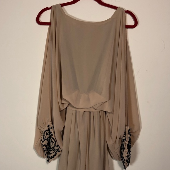 Romeo & Juliet couture nude beaded dress size M - Picture 7 of 8